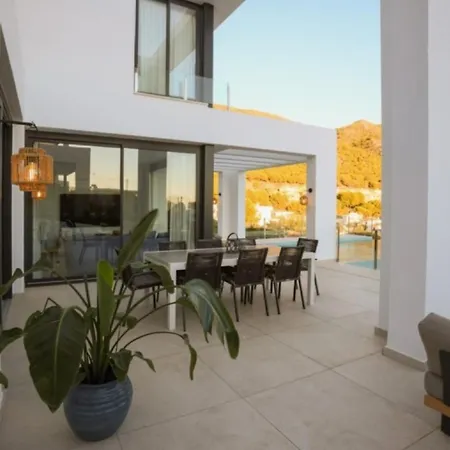 Buenavista Hills Casa Arce 4 Bedroom With Seaviews Villa Malaga